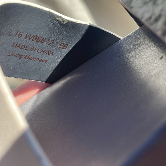 Cole Haan Zerogrand Criss Cross Gladiator Sandals, Roccia/Sandshell/White Size 9 - Picture 9 of 11